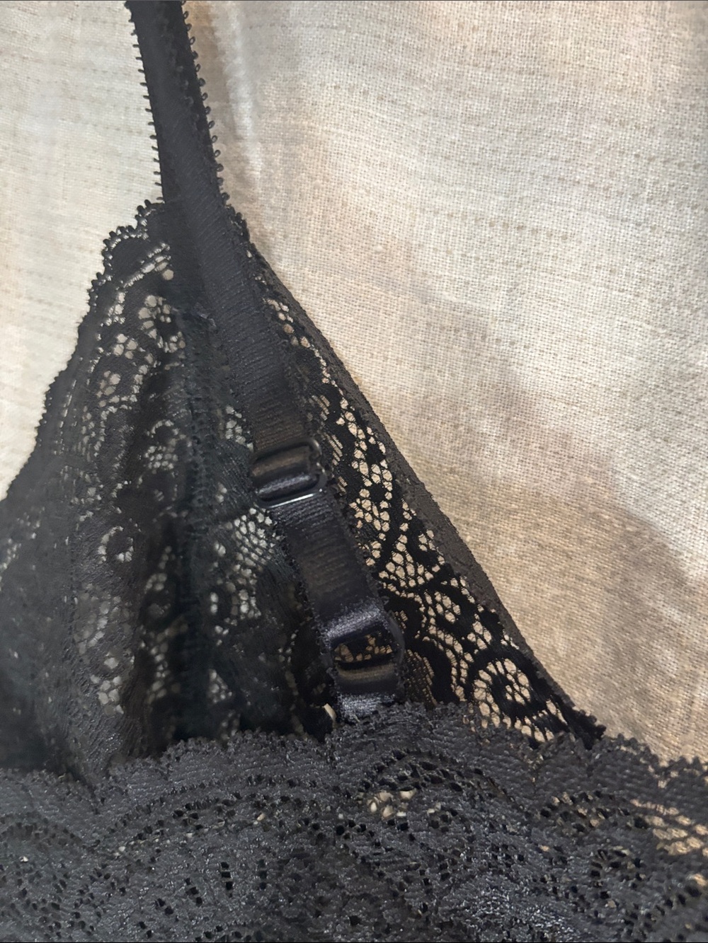 Victoria's Secret Black Lace Longline Bralette Crop - Picture 5 of 7